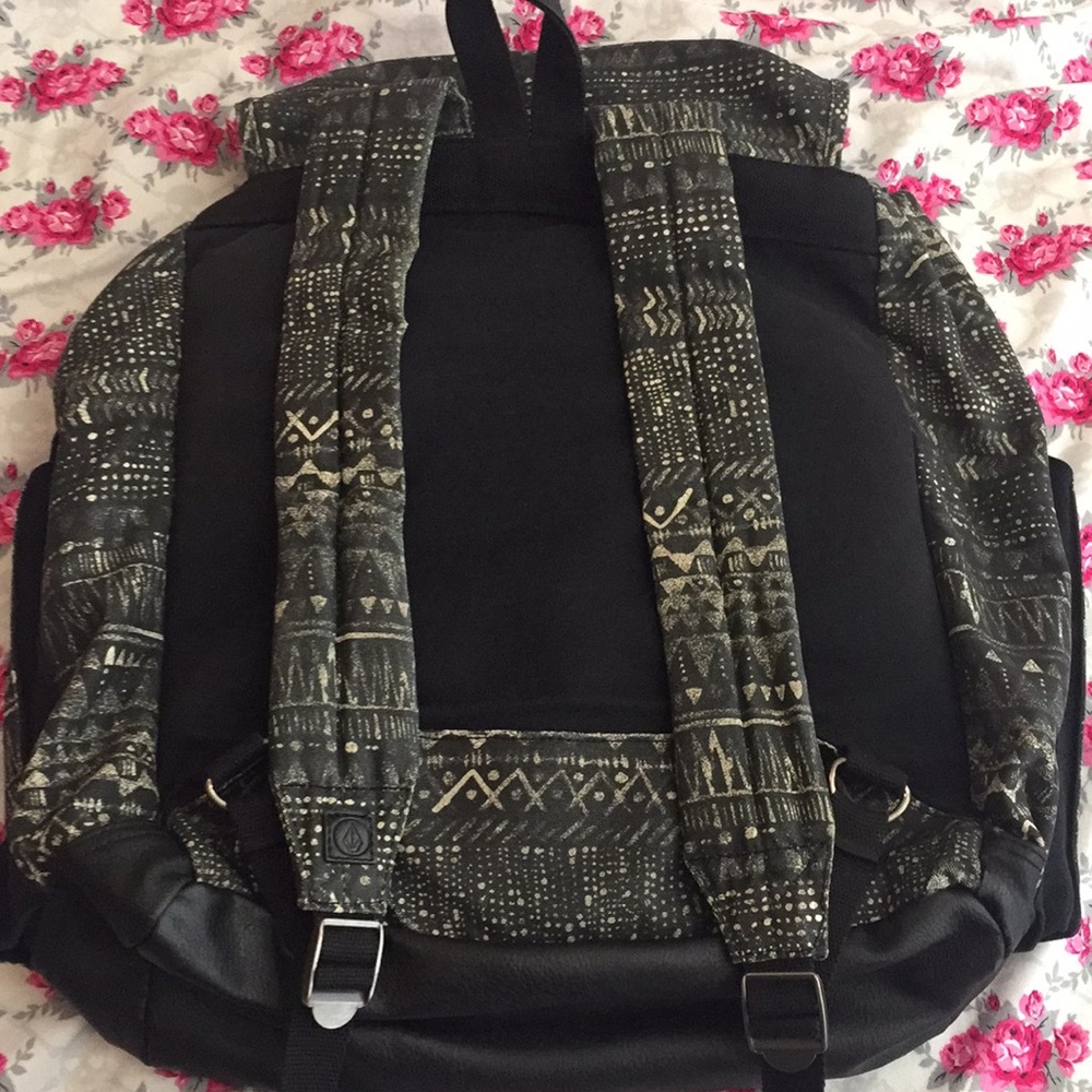 Volcom Backpack - Picture 3 of 8